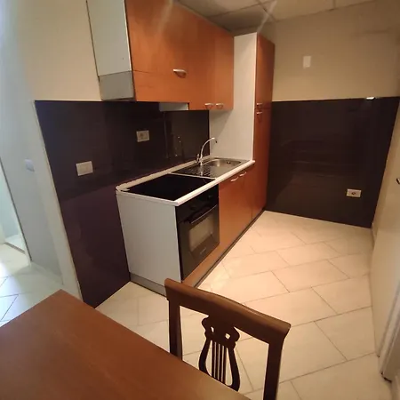 乌迪内标准酒店 酒店 Pradamano