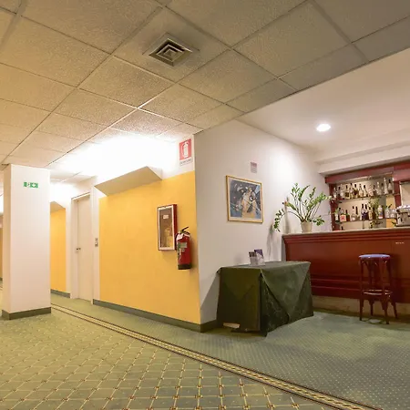 Standard Udine Отель Pradamano