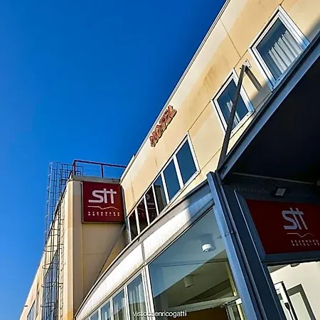 Hotel Standard Udine 3*